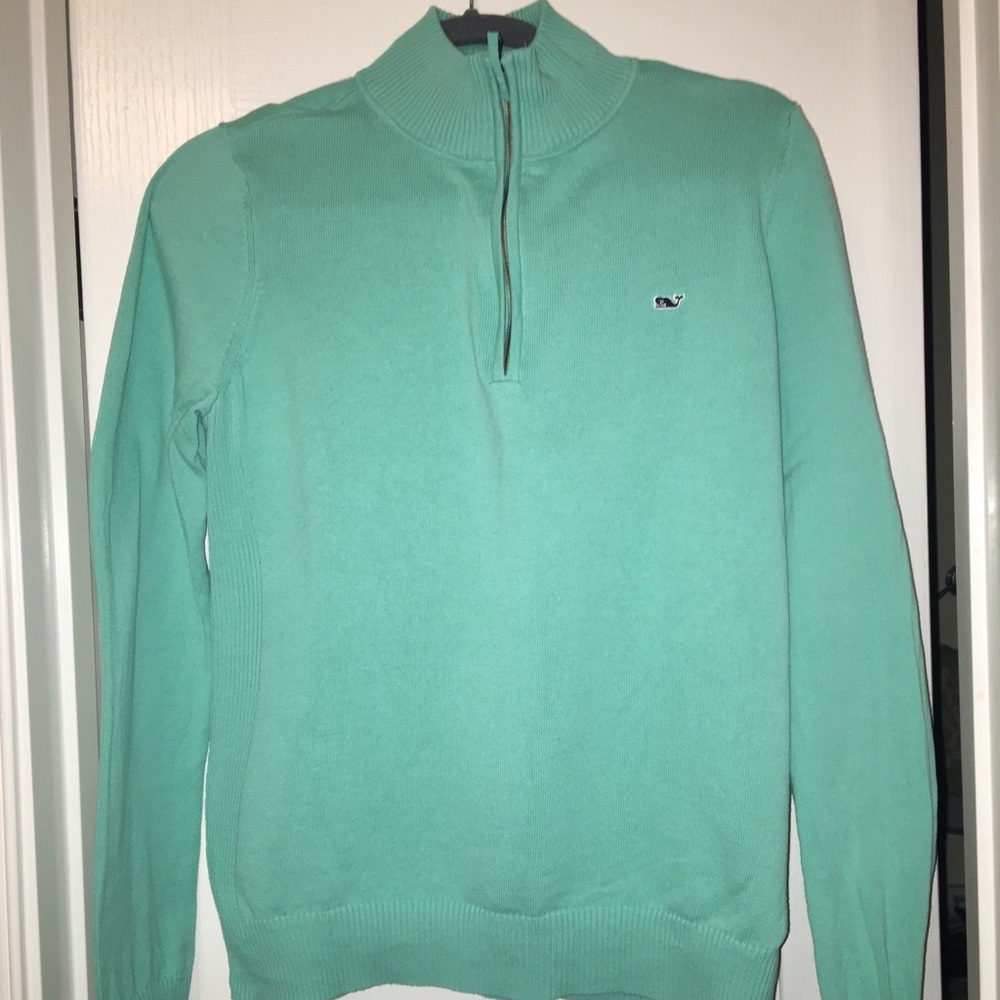 Large vineyard vines sweater